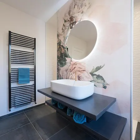 וילה Les Pinsons -spa Sauna - 10 A 12 Pers ג'רארדמר